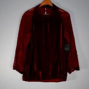 NWT JOHN MARK GARNET PLATINUM  BLOUSE SZ M